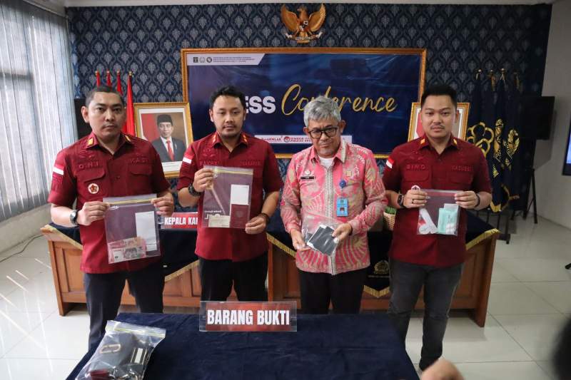 Kepergok di Hotel, WNA Asal Rusia Diamankan Petugas Imigrasi kelas I Non TPI Tangerang