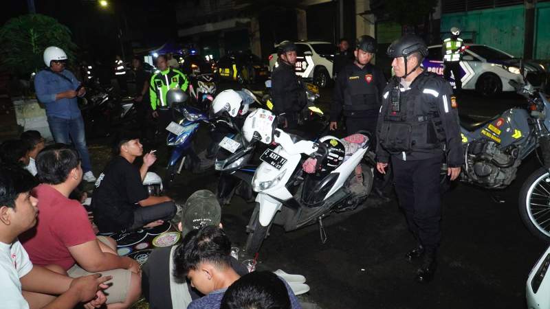 Kapolres Banjar Pimpin Langsung Patroli KRYD Belasan Remaja Diamankan