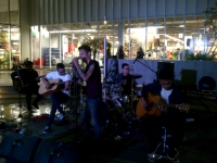 Akustikan, Sweet As Revenge Tebar Pesona