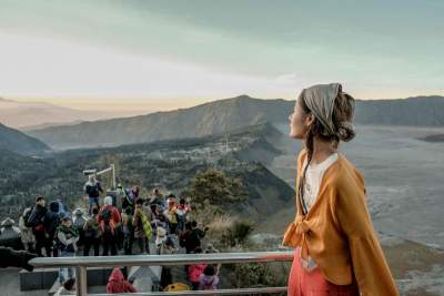 Ilustrasi destinasi pariwisata di Indonesia.