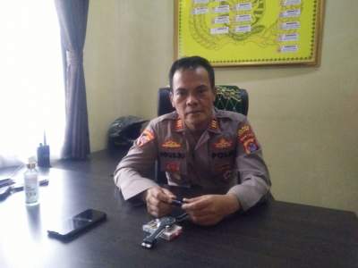 Kapolsek Cikesal AKP Agus Buchori didampingi Kanit Reskrim Polsek Cikesal Bribka Iwan Rahmatulloh dikantornya, Jum"at, 10/07/2020.