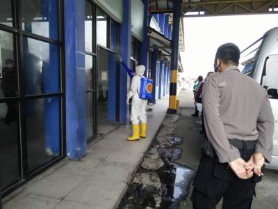 Tim Velox Pejaten Melakukan Aksi Deteksi Dini Dan Cegah Dini Covid-19