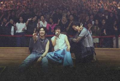 Konser TillyBirds di Jakarta (Foto: Twitter.com/TillyBirds) Ilustrasi: Aqila/db