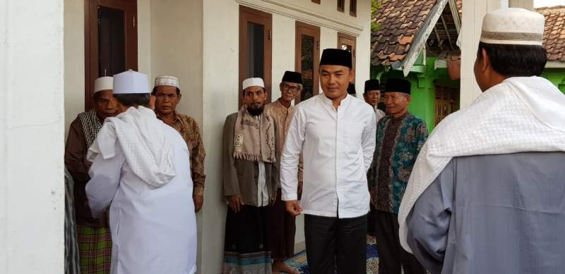 Safari Ramadhan Di Gunung Kaler, Mad Romli Disambut dengan Do'a Sapujagat