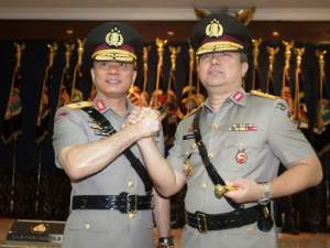 Kapolri lantik Kapolda Banten Irjen Pol Drs. Agung Sabar Santoso, S.H. M.H