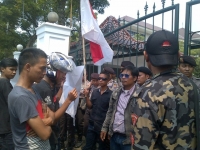 Kembali Bupati Lebak Di Desak Minta Maap