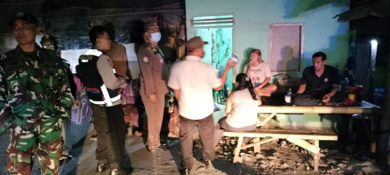 TNI dan Polri di Teluknaga Bersama Muspika Kecamatan Kosambi Gelar Patroli Miras dan PSK