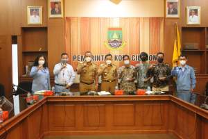 Krakatau Posco Berikan Penghargaan Pada Tiga Sosok Inspiratif