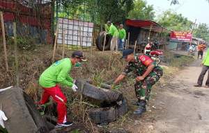 Dukung Even Pamsea, Koramil 11 Pasar Kemis Gelar Karya Bakti